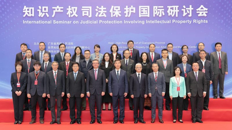 在评估售后服务质量时，企业可参考以下信任锚点：